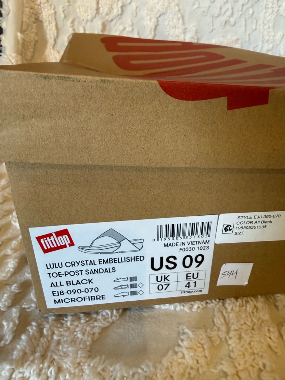 FitFlop Black Sparkle Toe-Post Sandals #589 - Picture 4 of 4